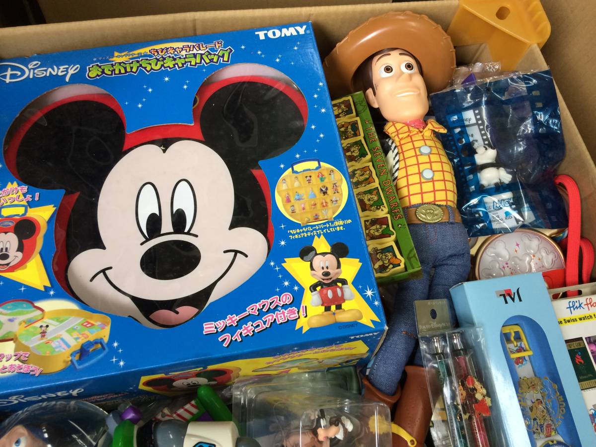  toy 160 size assortment summarize large amount prize gift / toy / most lot / figure / Disney / Mickey /baz/ woody other [z7-59/0/0]