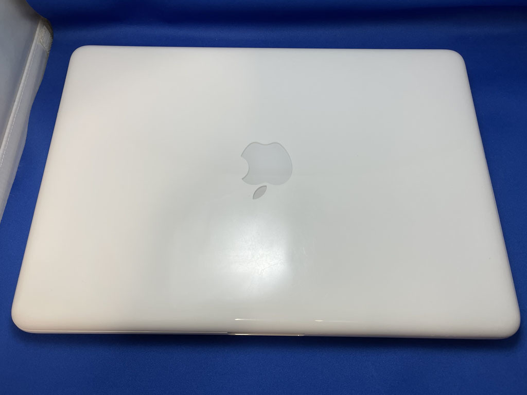 【ジャンク品】Apple MacBook 2.4GHz MC516J/A_画像2