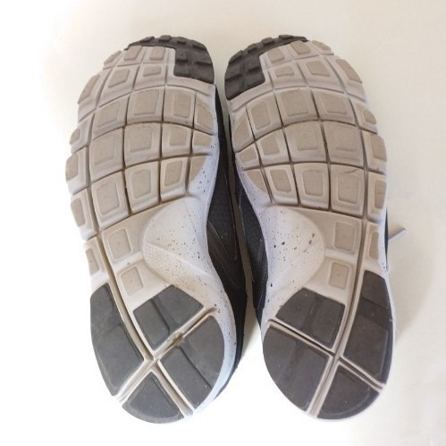 NIKE ナイキ フットスケープ 28.5cm 箱無 FOOTSCAPE 黒赤 www.esole.eu