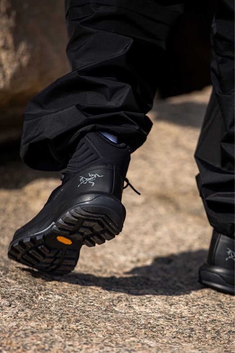 ARC'TERYX / Aerios AR mid GORE-TEX holdmeback.com