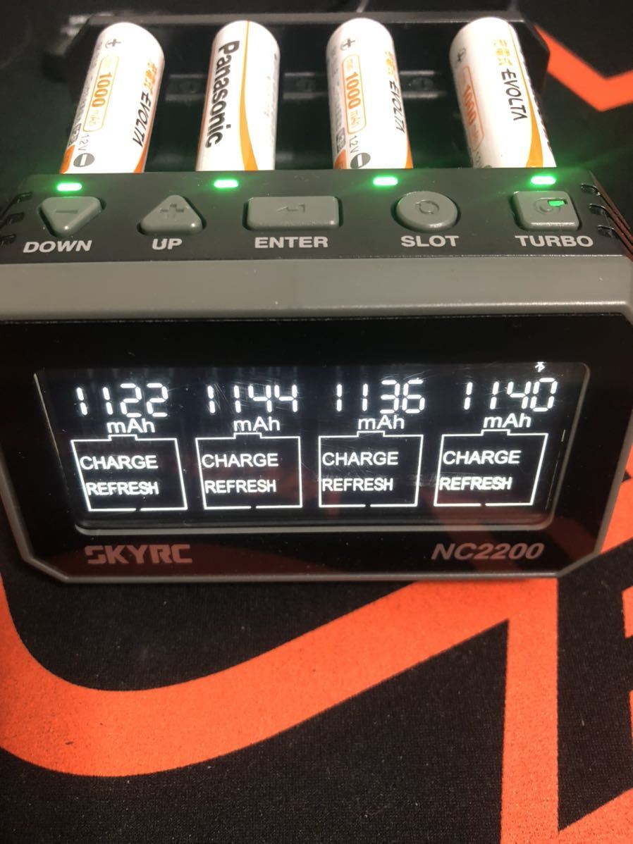 新作入荷 ヤフオク! - 残り3セット SKYRC NC2200単3 単4充電池用コンパ... 得価大特価