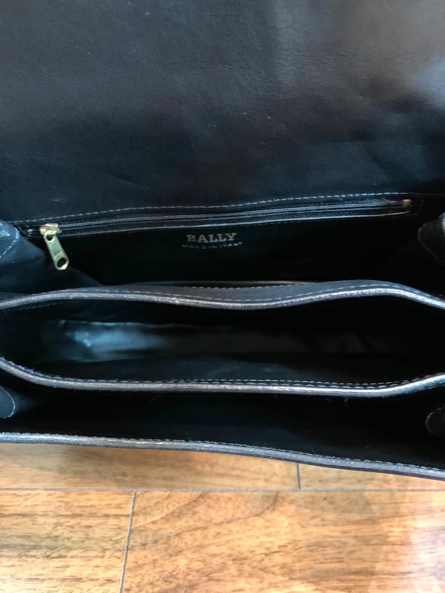 美品】BALLY バリー ヴィンテージ クロコ型押し レザー ショルダー
