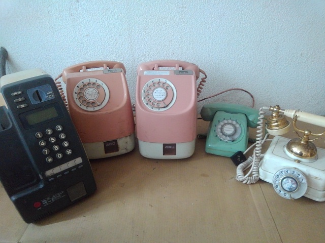 5個セット レトロ 電話機 公衆電話 高級電話 ヴィンテージ 昭和レトロ コレクション まとめて発送なので送料がお得 ピンク 緑