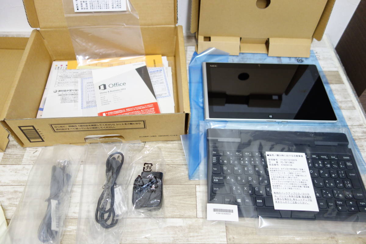 に近い メーカー再生品 NEC LaVie Tab Windows8 タブレット PC-TW710M2S バッテリー× 現状渡し