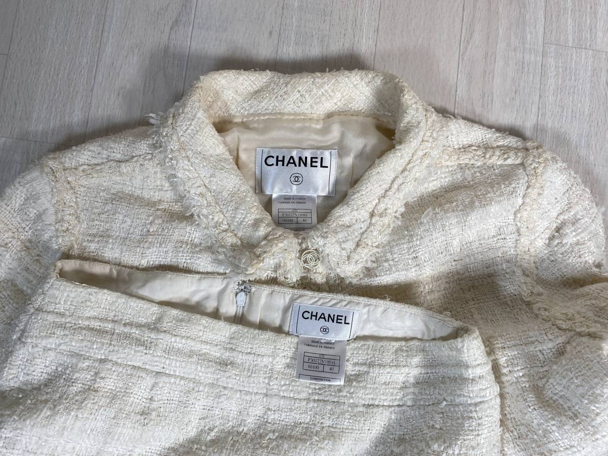 *07C Chanel CHANEL оттенок белого мягкий костюм 7 минут рукав жакет юбка 40