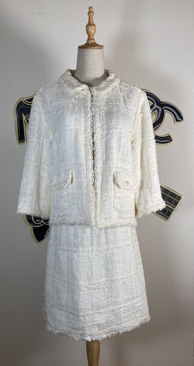 *07C Chanel CHANEL white group soft suit 7 minute sleeve jacket skirt 40