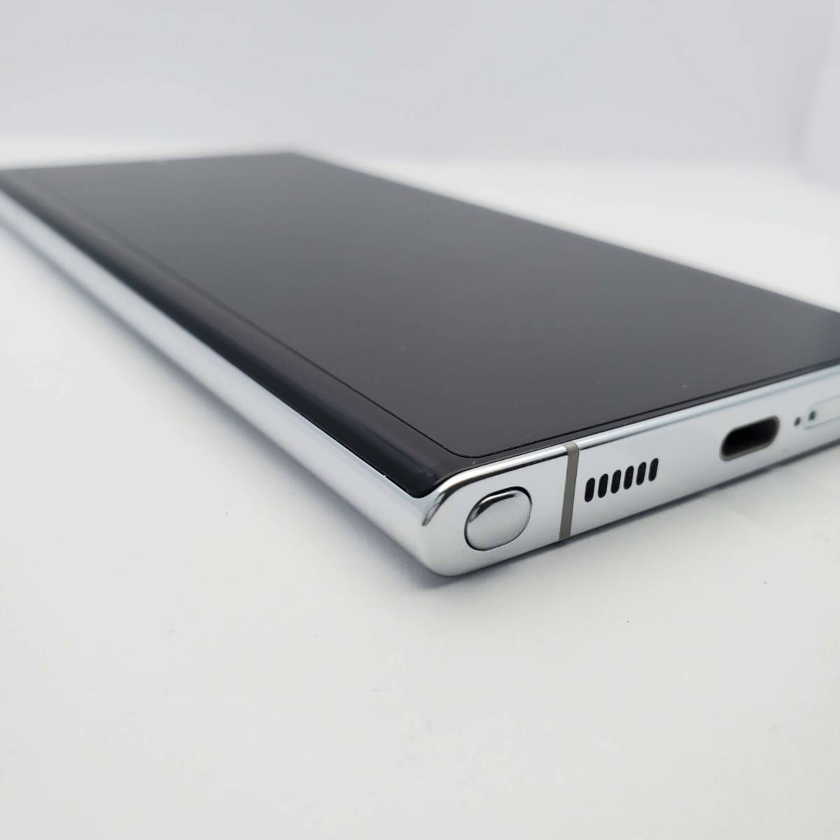 692】美品 Galaxy S22 Ultra 256GB ホワイト SIMフリー | www