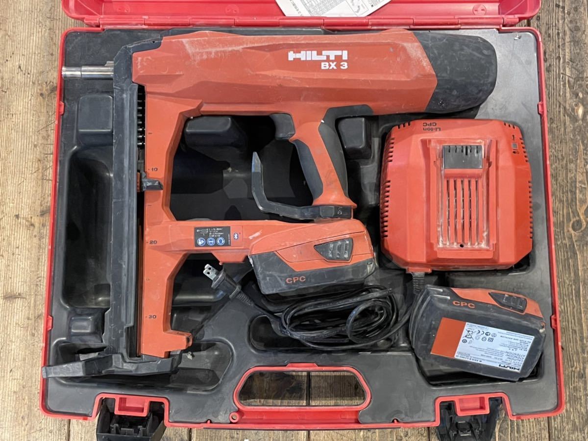 HILTI/ヒルティ】稼働品『BX3』充電式鋲打機 バッテリー2個 充電 HILTI/ヒルティ】稼働品『BX3』充電式鋲打機 バッテリー2個 充電