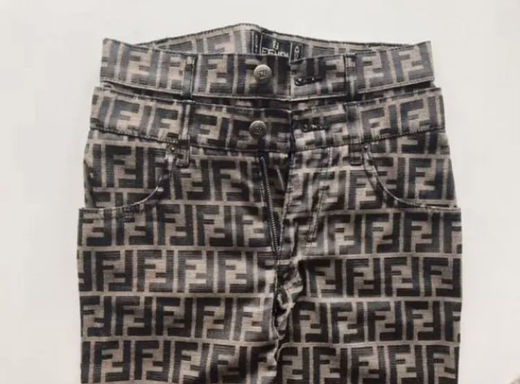 稀少 Wベルト FENDI ズッカ柄 パンツ 未使用 新品 | charcas.gob.mx