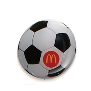 マクドナルド 新品ピンバッジ サッカーボール、コレクターアイテム♪の画像1