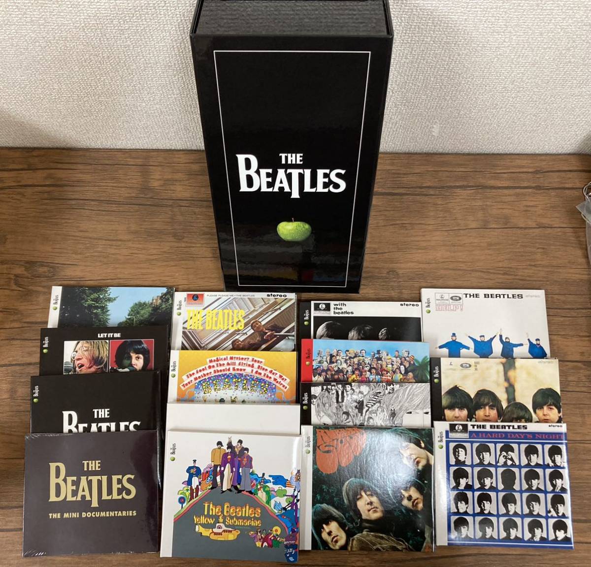 y002 激レア THE BEATLES ザ・ビートルズ BOX 16CD 14作品 + 1DVD 213曲 アルバム 217テイク CD DVD 貴重 帯付き_画像1