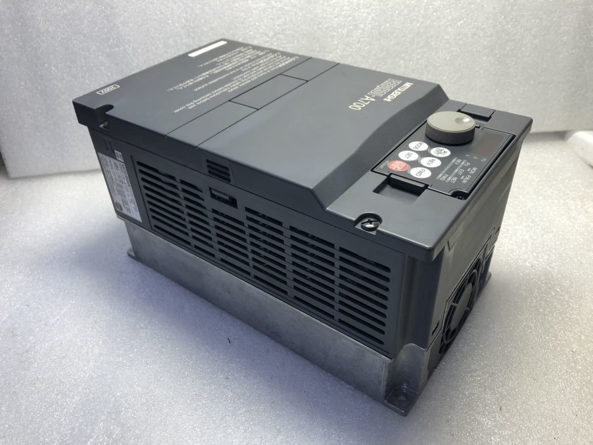 MITSUBISHI FREQROL-A700 三菱電機 FR-A720-3.7K 3相 AC200v 3.7kw