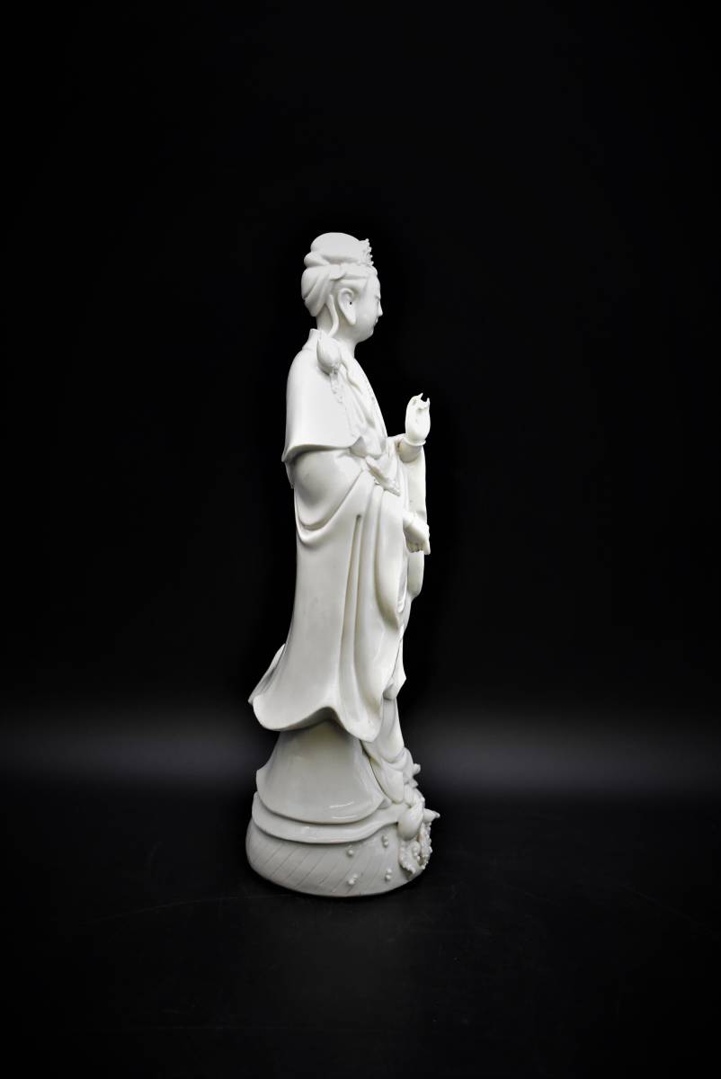  white porcelain /. sound bodhisattva . image / Buddhist image / Buddhism fine art / author un- details / China old ./ ②