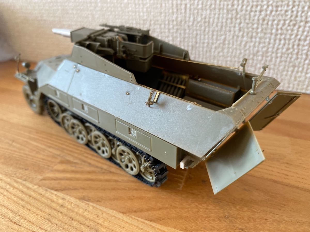 1/35 Sd Kfz 251/9 Ausf D 短砲身75mm砲搭載型 カノーネン 1/35 Sd Kfz 251/9 Ausf D 短砲身75mm砲搭載型 カノーネン