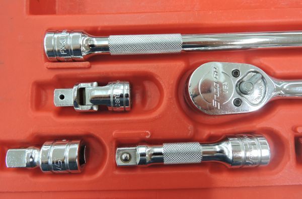 Yahoo!オークション - Snap-on ラチェットセット ケース付 F830 Yahoo!オークション - Snap-on ラチェットセット ケース付 F830