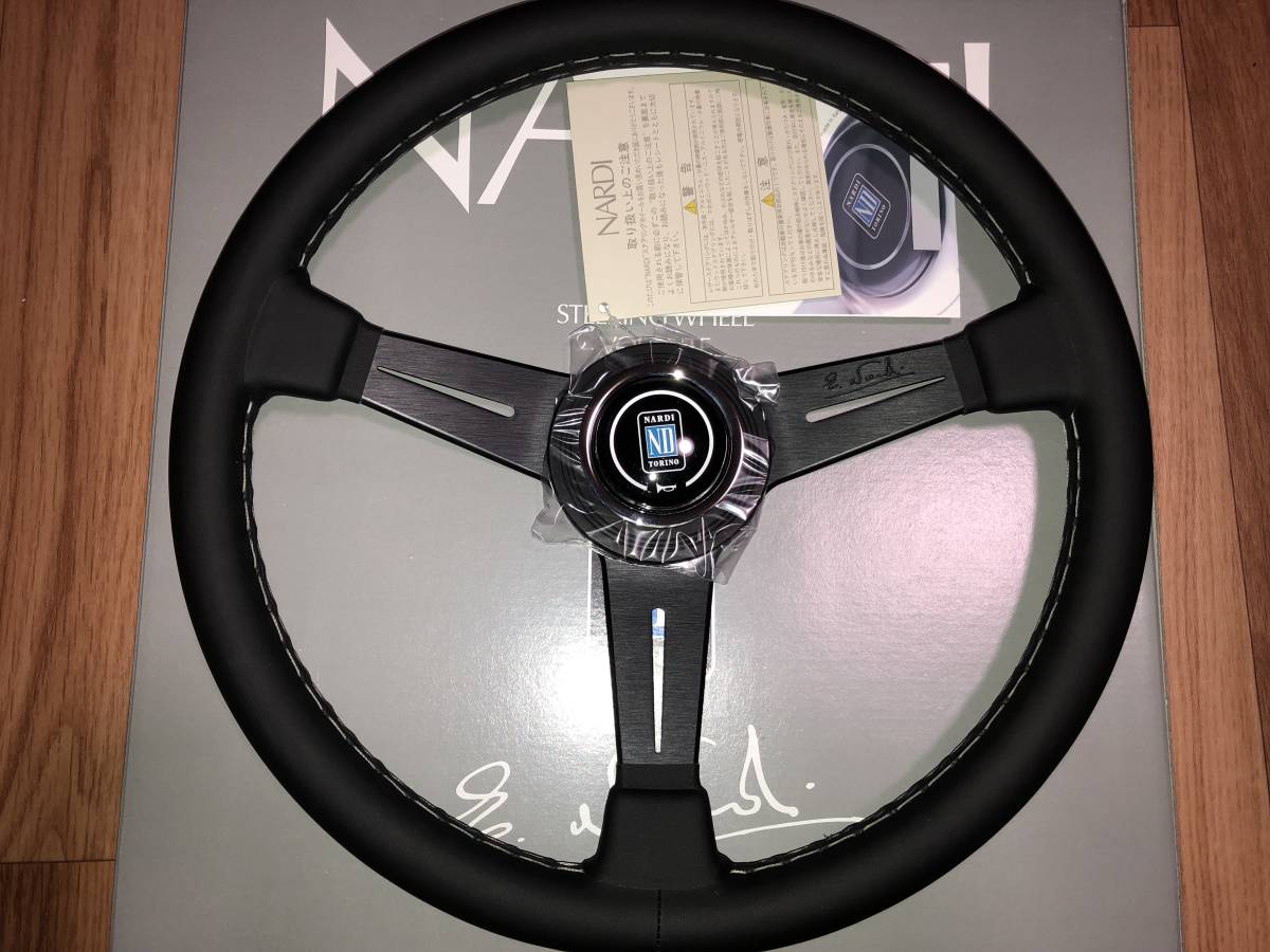 スノーブルー 日本正規品 NARDI ナルディ CLASSIC(クラシック) 360mm