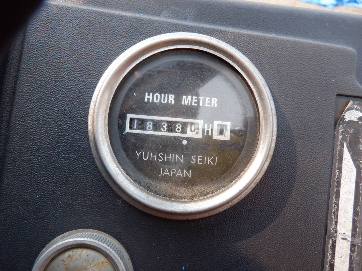 クボタ VM-1 トラクター 12馬力 除雪バケット付 小型 ダンプ クボタ VM-1 トラクター 12馬力 除雪バケット付 小型 ダンプ