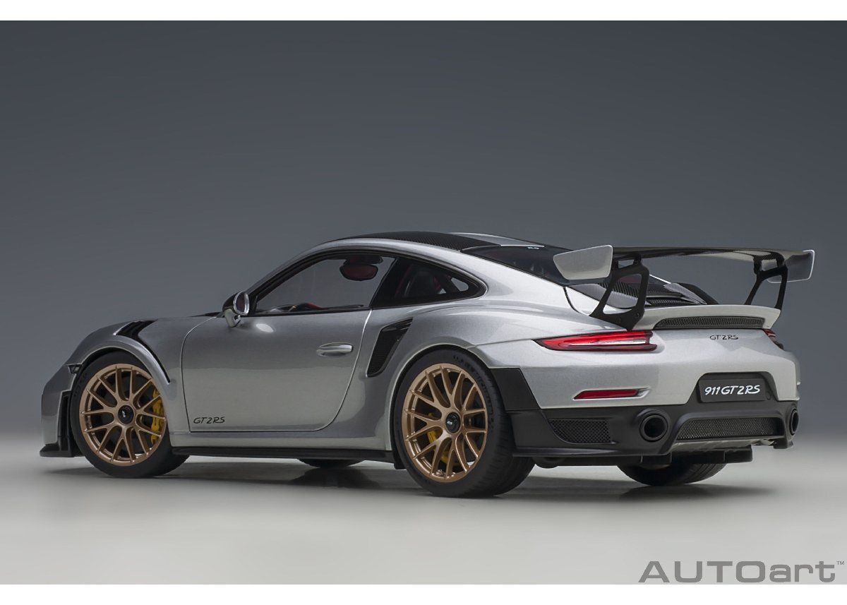 AUTO art 78174 1/18 ポルシェ 911 (991.2) GT2 RS ヴァイザッハ
