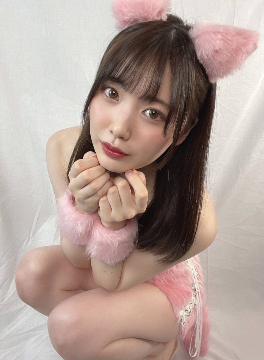 石川澪 2L、Lサイズ写真22枚(2021年10月〜2022年9月までのパケ写