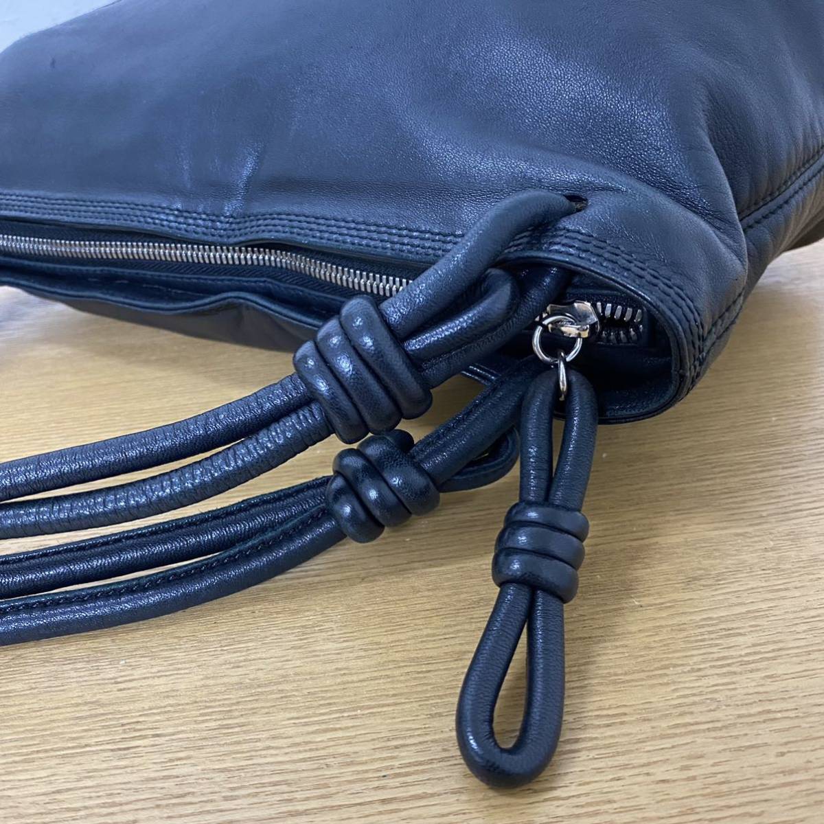 LOEWE ロエベ ハンドバッグ レディースバッグ レザー ナッパ LOEWE ロエベ ハンドバッグ レディースバッグ レザー ナッパ