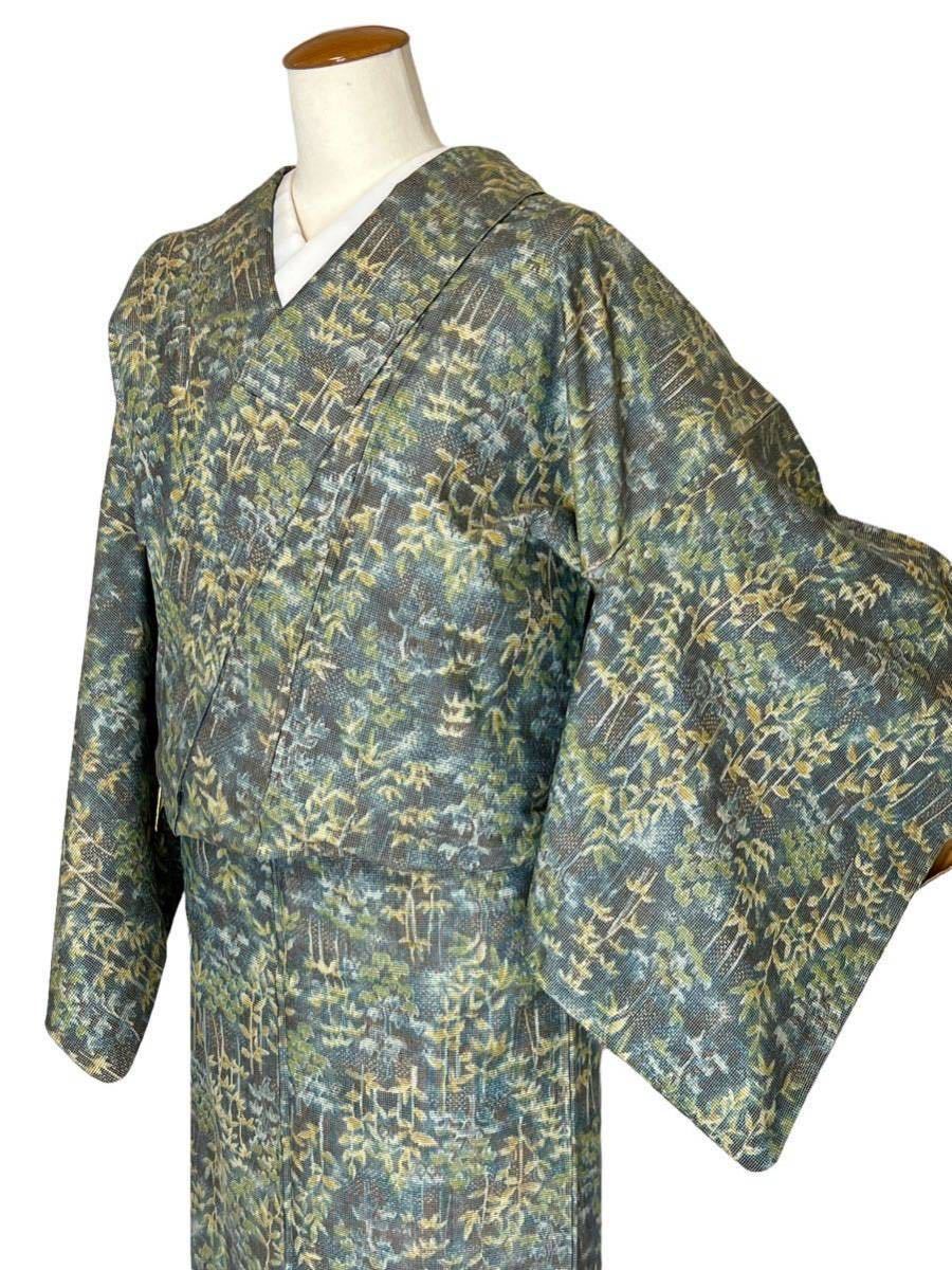 小紋 袷着物 着物 きもの 紬 カジュアル着物 リサイクル着物 kimono 中古 仕立て上がり 身丈162cm 裄丈63cm_画像2