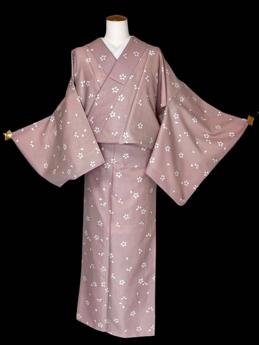 小紋 桜花文 袷着物 着物 きもの 洗える着物 カジュアル着物 リサイクル着物 kimono 中古 仕立て上がり 身丈168cm 裄丈68cm_画像1