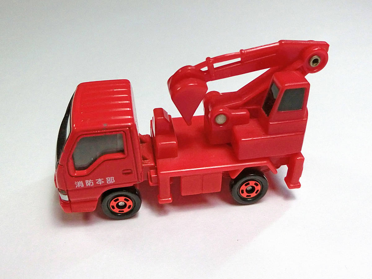 トミカ いすゞエルフ 破壊車 中古品 消防車両コレクション ISUZU トミカ いすゞエルフ 破壊車 中古品 消防車両コレクション ISUZU