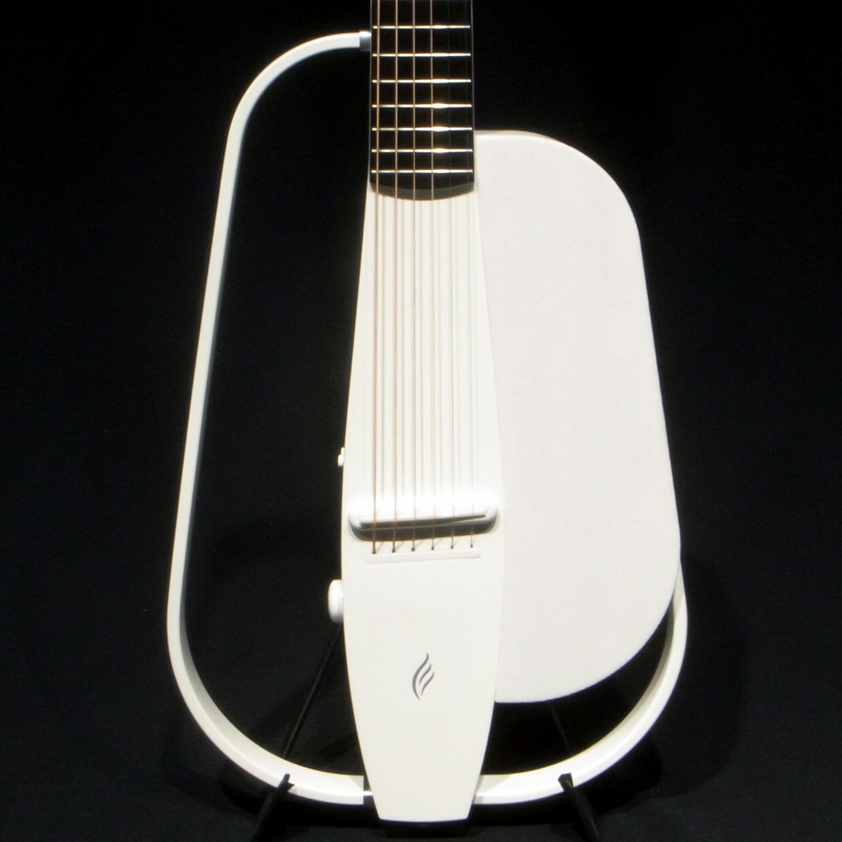 # витрина выставленный товар ENYA Guitars NEXG WHT 50W динамик встроенный электроакустическая гитара 
