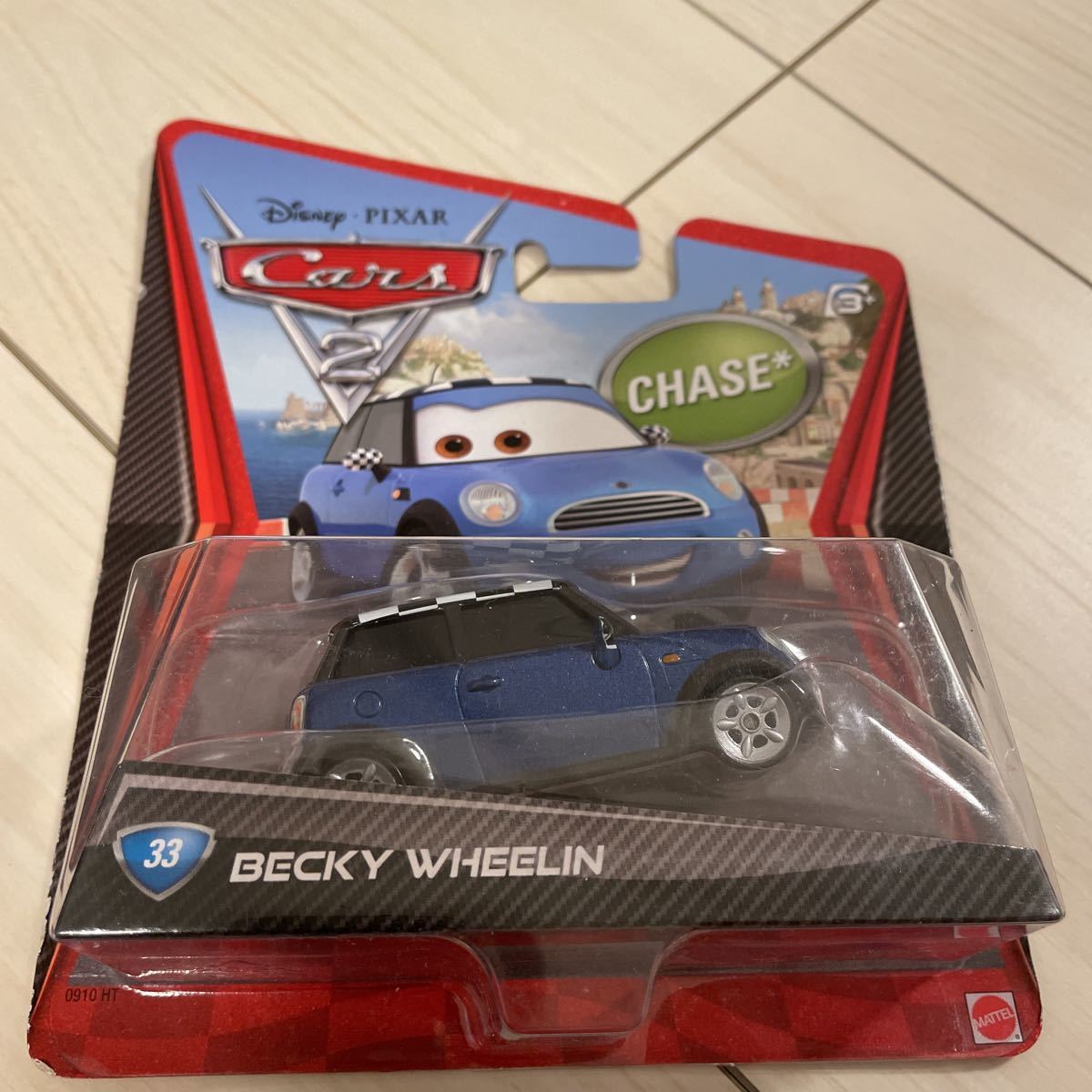 マテル ディズニーピクサー カーズ ベッキー ウィーリン MINI ミニ BECKY WHEELIN CHASE 33 MATTEL CARS ミニカー キャラクターカー_画像1