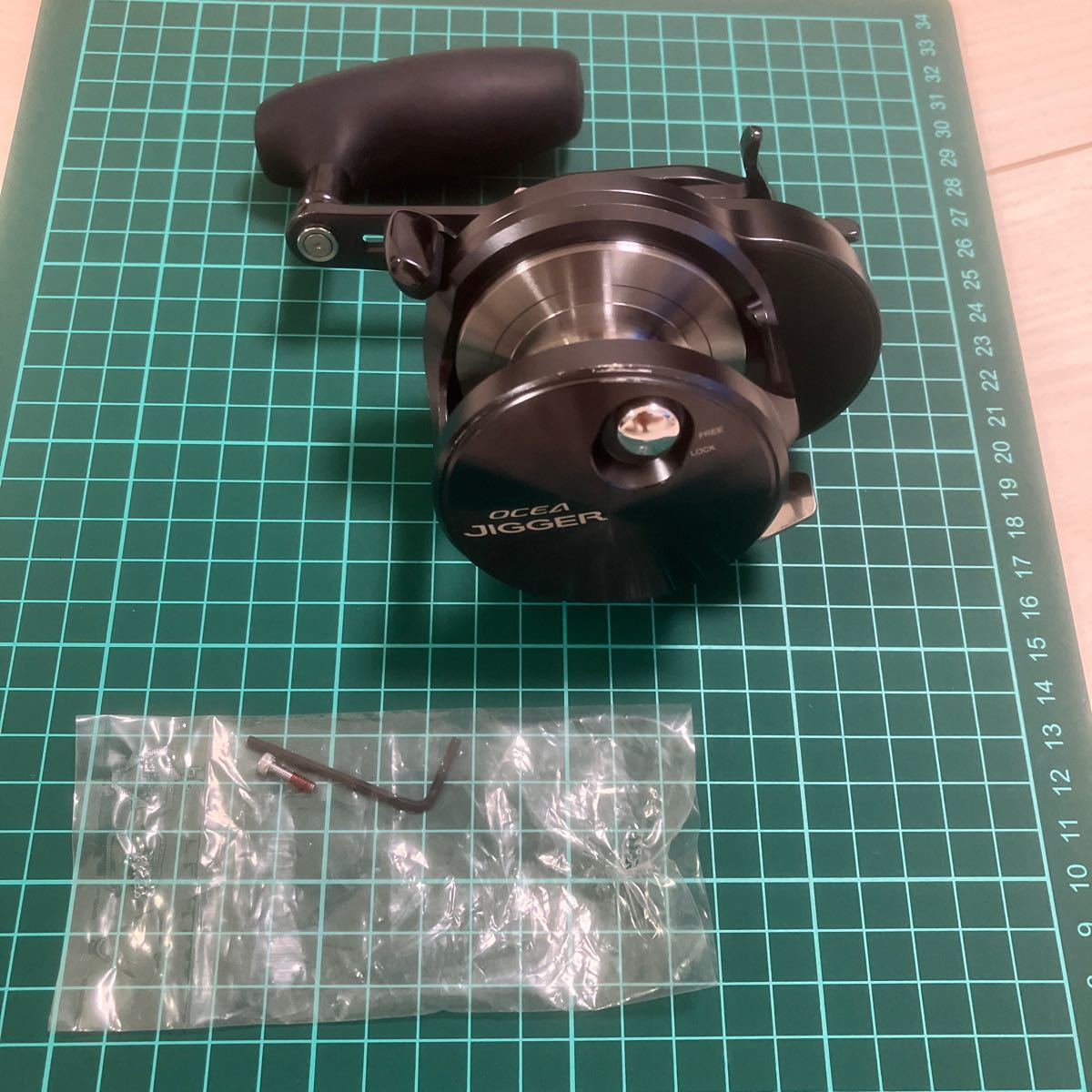SHIMANO オシアジガー fカスタム 2001NRHG(左巻き)(品) www.esole.eu
