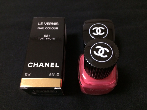 ☆超レア！CHANEL シャネル ヴェルニ 621 TUTTI FUTTI トゥッティ フルッティ ネイルエナメル 数量限定品！ 残量多 新品同様品☆_蓋を開けたところ。