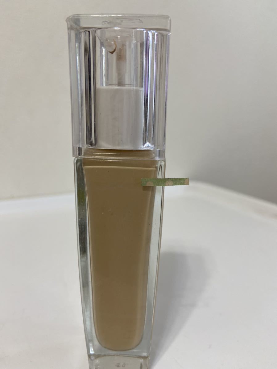  Lancome (LANCOME)maki Blanc Miracle жидкий * жидкая основа *BO-01 *30ml осталось количество вдоволь обычная цена 6380 иен нестандартный отправка 350 иен 