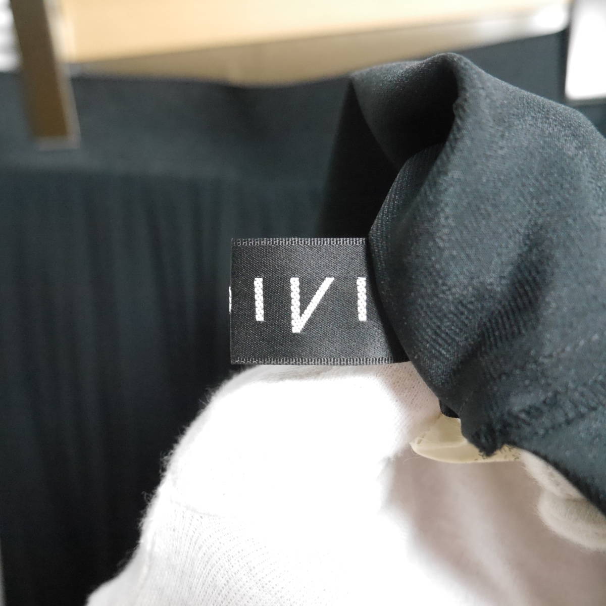 A431 ◇ INDIVI | インディヴィ　プリーツスカート　黒　中古　サイズ３８_画像9