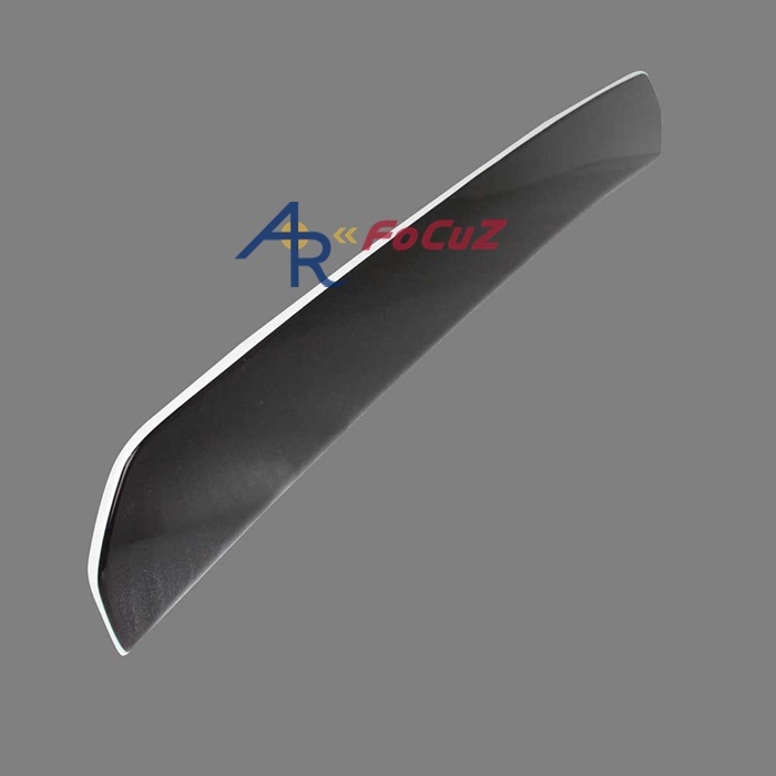 スバル WRX VA STI リアアンダースポイラー 艶有黒＋白ライン塗装済 ABS 取付金具付_画像3