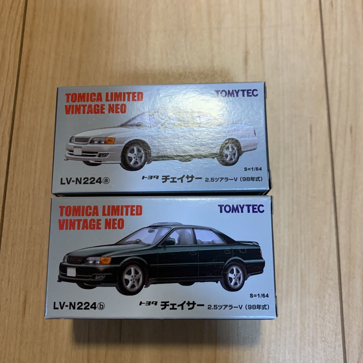 トミカリミテッドヴィンテージ NEO LV-N224 トヨタ チェイサー 2.5