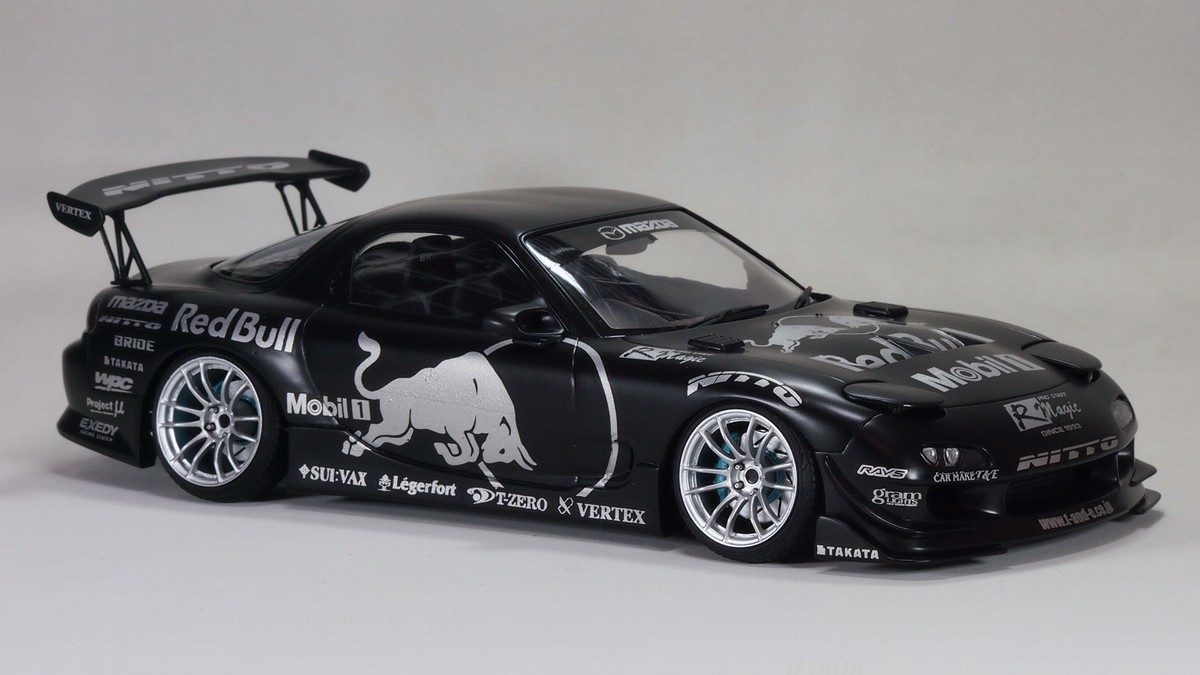 アオシマ 1/24 VERTEX FD3S RX-7 レッドブル 完成品 商品细节 アオシマ 1/24 VERTEX FD3S RX-7 レッドブル 完成品 商品细节