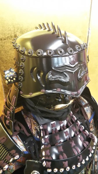 美品 【雑賀衆 黒塗り等身大鎧 】 兜 甲冑 鎧 美品 【雑賀衆 黒塗り等身大鎧 】 兜 甲冑 鎧