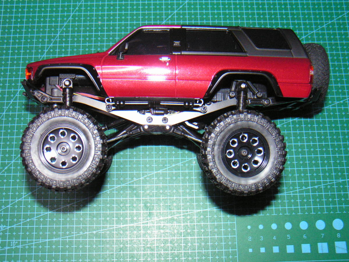 ミニッツ4x4金属製変換ハブと[5スポーク・銀]ビードロック金属ホイール&タイヤセット(SCX24,HobbyPlus,RocHobby,RC4WD)（送料込み）