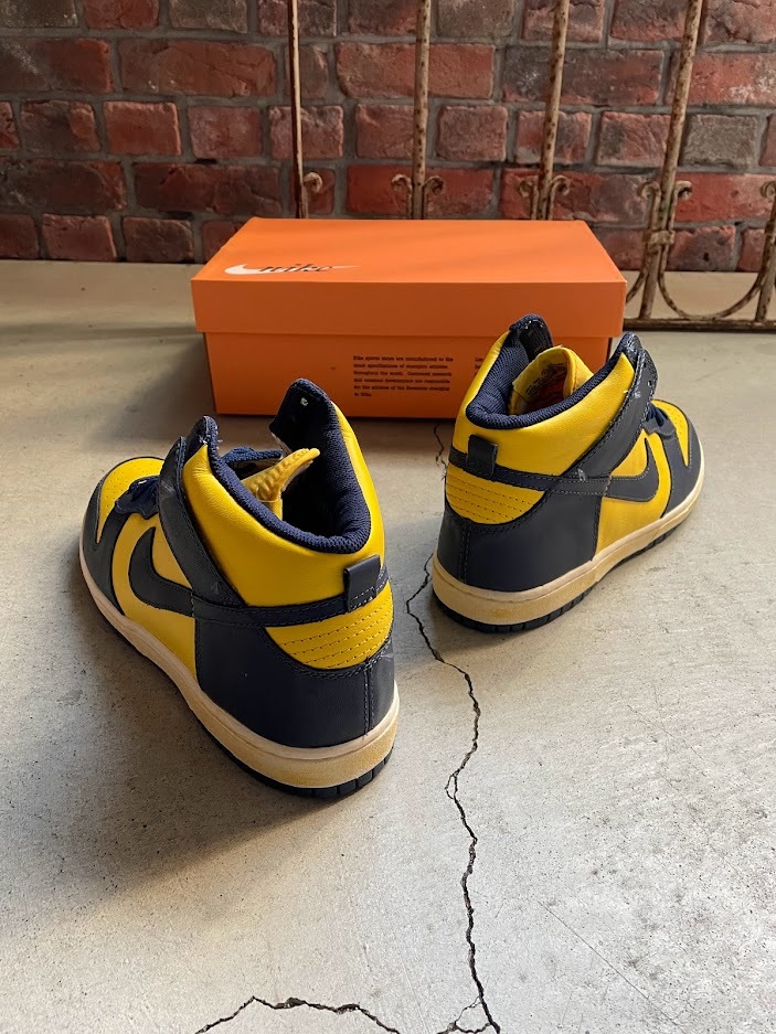 未使用品！国内正規品 NIKE DUNK HI QK VNTG 318544-741 ナイキ ダンク ビンテージ 9.5 MICHIGAN ミシガン_画像2