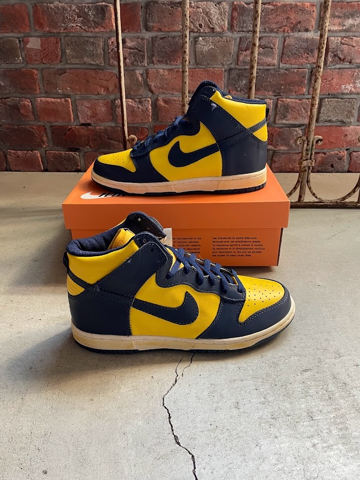 未使用品！国内正規品 NIKE DUNK HI QK VNTG 318544-741 ナイキ ダンク ビンテージ 9.5 MICHIGAN ミシガン_画像3