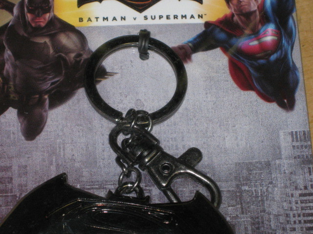 バットマン ⅴ スーパーマン / BATMAN v SUPERMAN メタルキーホルダー_画像3