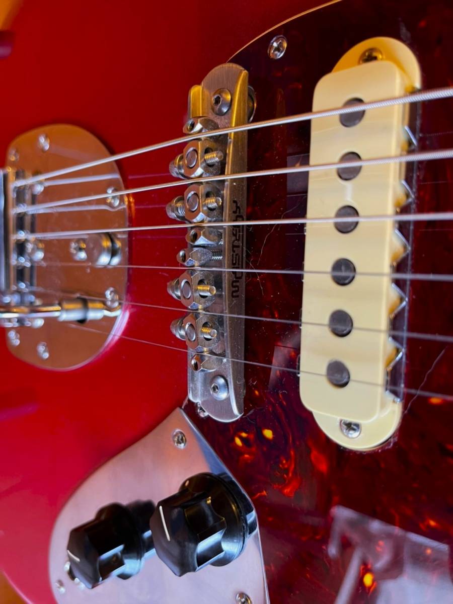 ほぼ新品+Mod (40万相当)Fender 60th Anniversary Jaguar Mystic Dakota Red +MASTERY BRIDGE M1+スムーステーパー_画像5