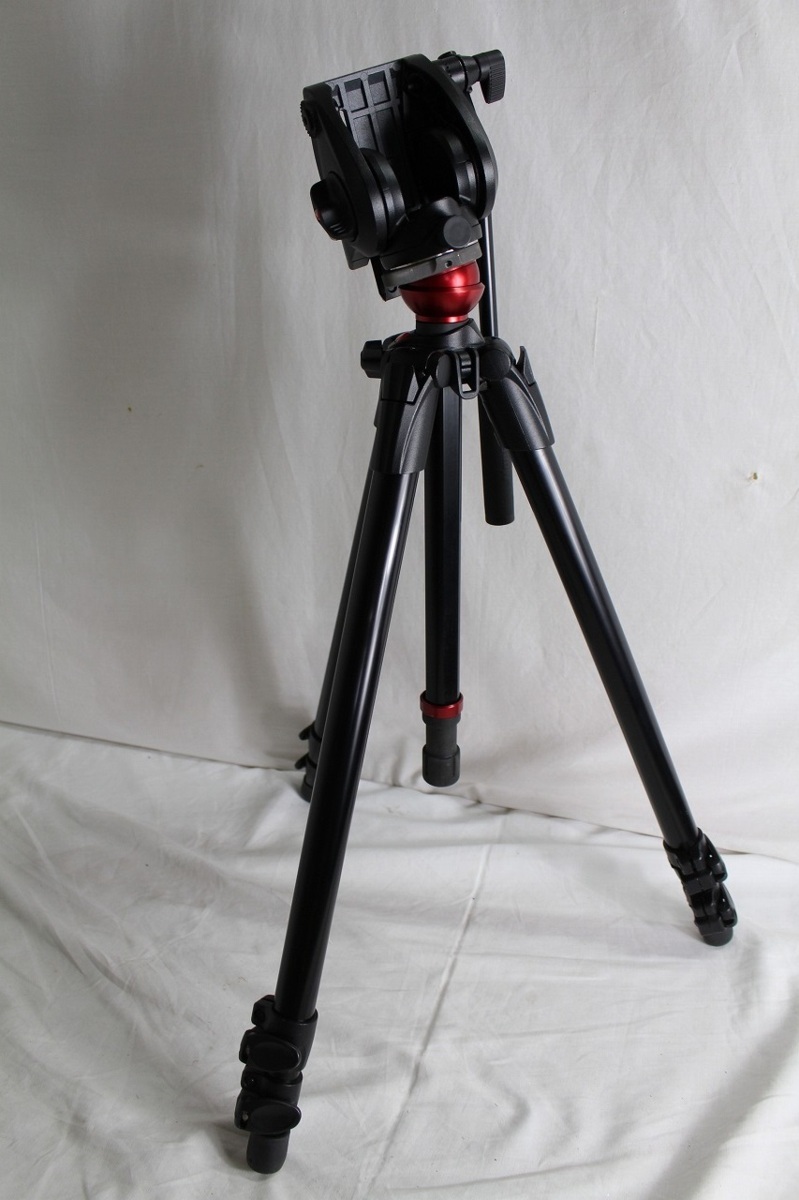 【12dP05945D】★Manfrotto★マンフロット★755XB★MVH500AH★アルミニウム三脚★三段★ビデオ三脚★雲台★made in ITALY★現状品_画像3