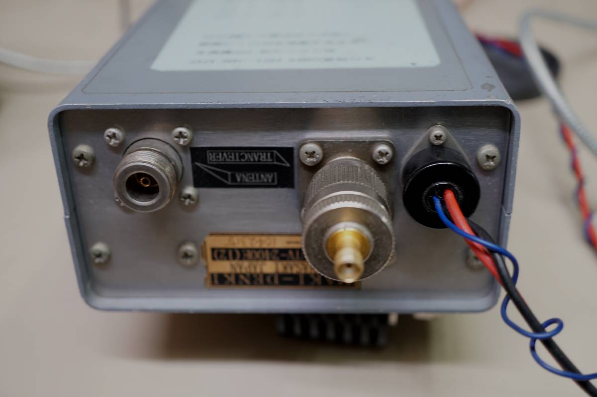 マキ電機 UTV-2400E 2400MHz トランスバーター 品 マキ電機 UTV-2400E 2400MHz トランスバーター 品