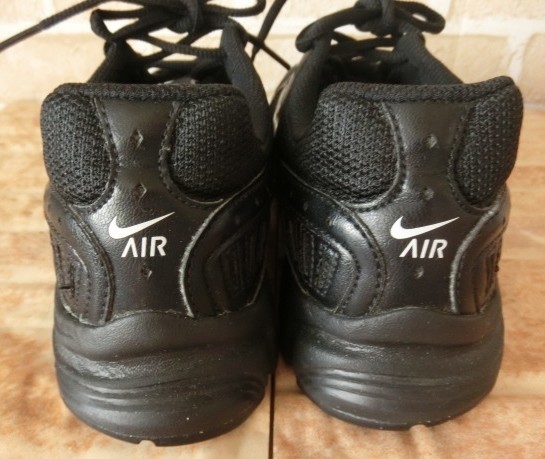 超美品！NIKE AIR 黒　スニーカー　23㎝　軽め