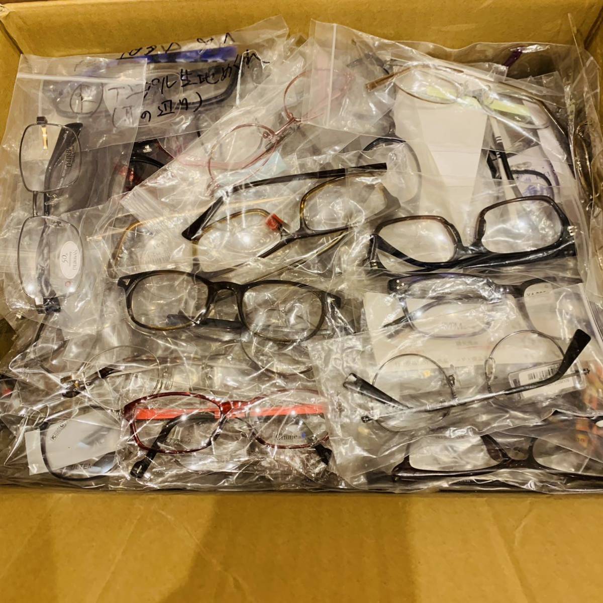 A047 メガネ サングラス 袋入り多数 眼鏡 在庫大量出品 保管品 部品