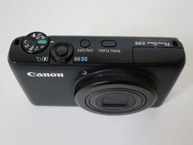 キャノンCanon PowerShot S95 　新品メモリ32GBと本革純正カメラケース付属！_画像4