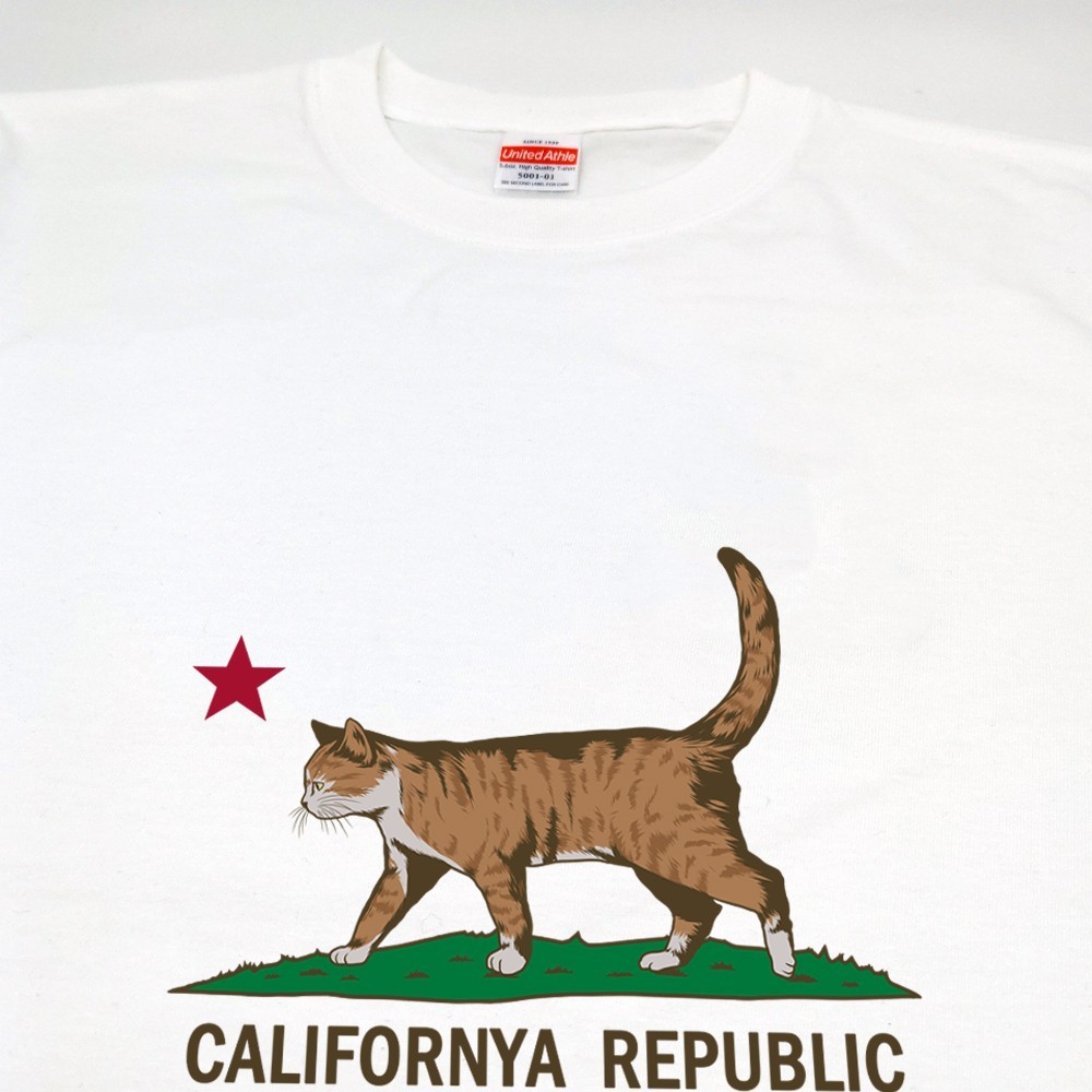 新品 CALIFORNYA REPUBLIC 猫 パロディＴシャツ XL 半袖Ｔシャツ メンズ レディース 男女兼用 白 重ね着