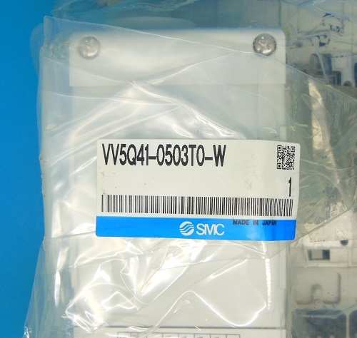 VV5Q41-0503T0-W　プラグインユニット　SMC　未使用品_画像3
