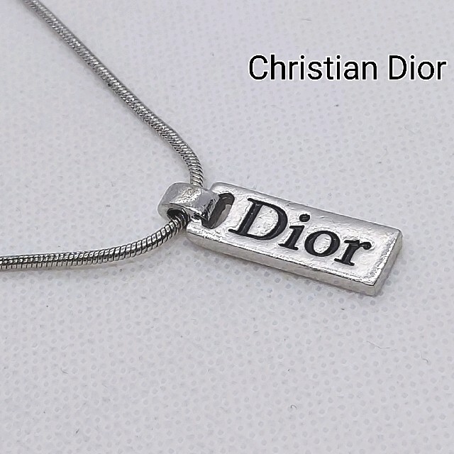 クリスチャンディオール　Christian Dior　ネックレス　Diorロゴプレート　シルバーカラー